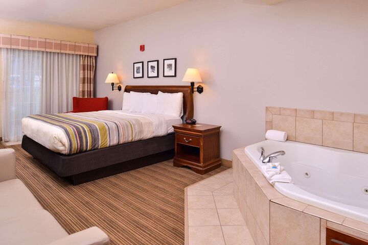 1 King Bed Accessible (1 of 11)