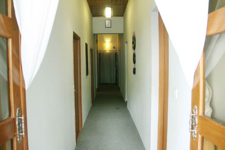 Ballroom/Hall 42 of 43