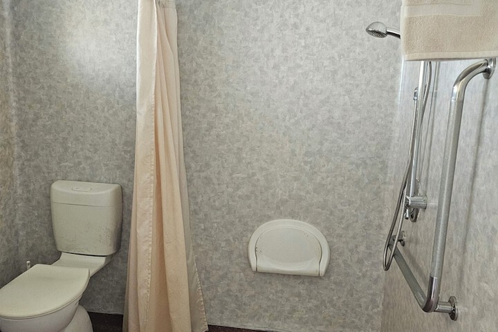 Room 27 of 45