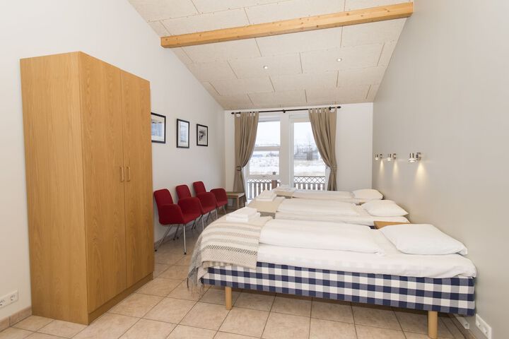 Room 40 of 103