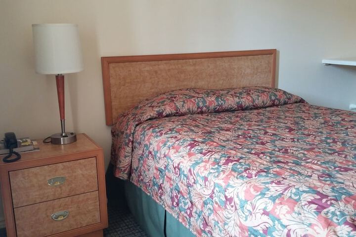 Photo of Travellers Choice Motel
