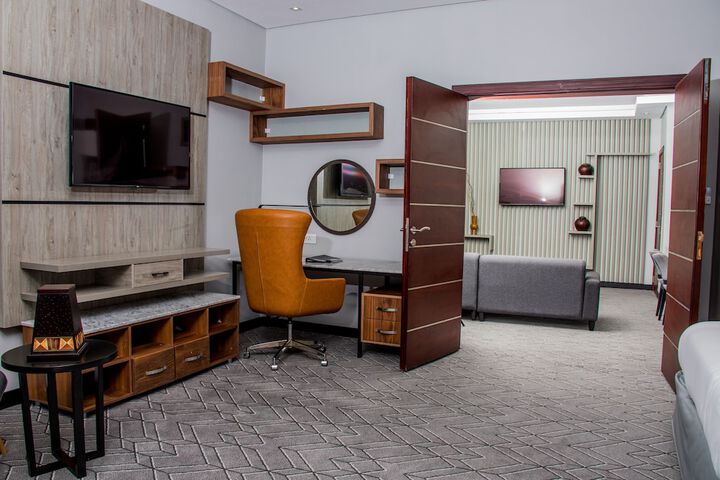 Room 22 of 193