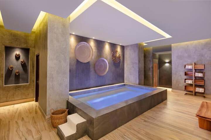 Pool 9 of 20