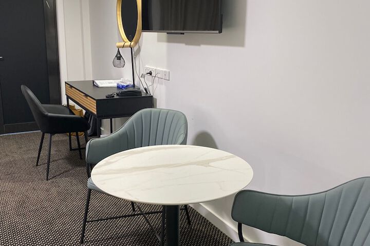 Room 22 of 74