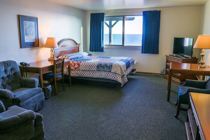 Room 14 of 50