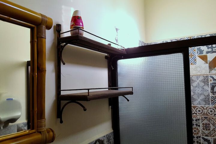 Room 66 of 75