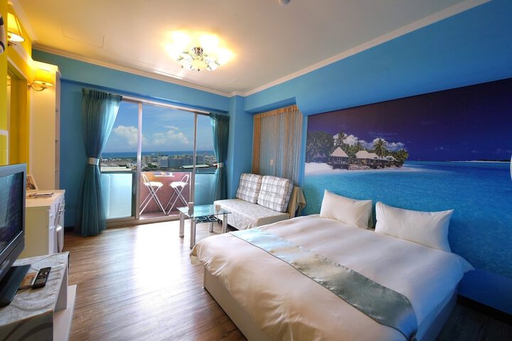 Room 28 of 51