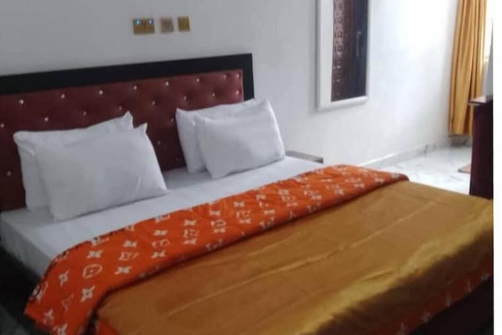 FEZUMA Hotel and Suites LTD