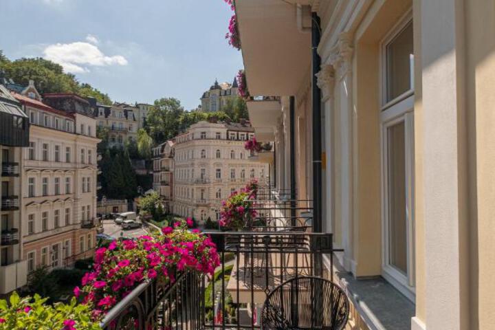 Hotel 8 of 23