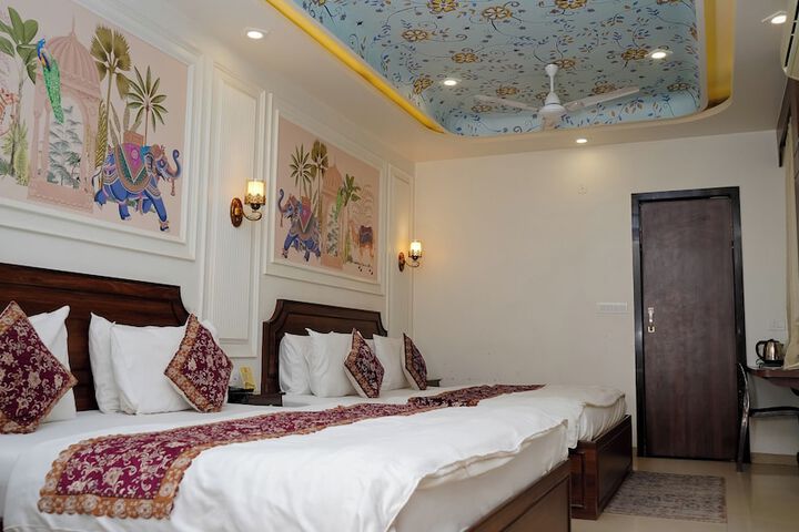 Room 20 of 144