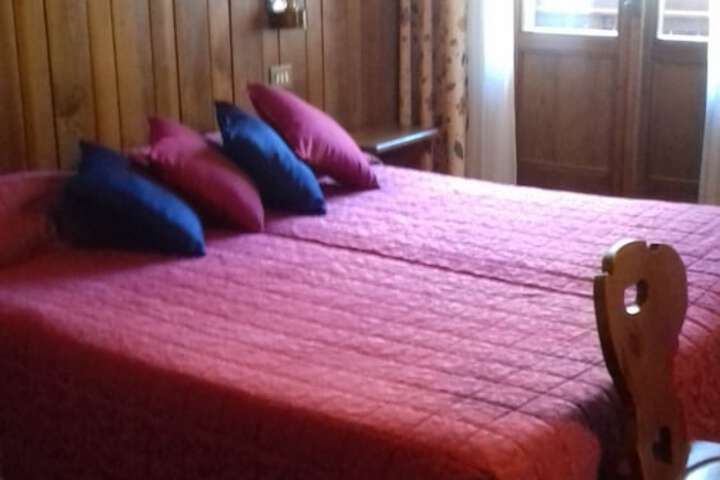 Room 9 of 52