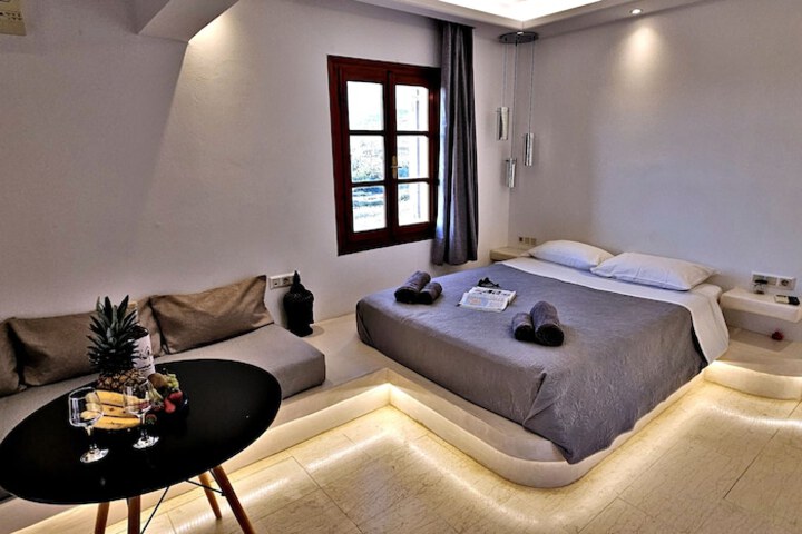 Room 47 of 162