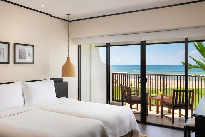 Room 3 of 36