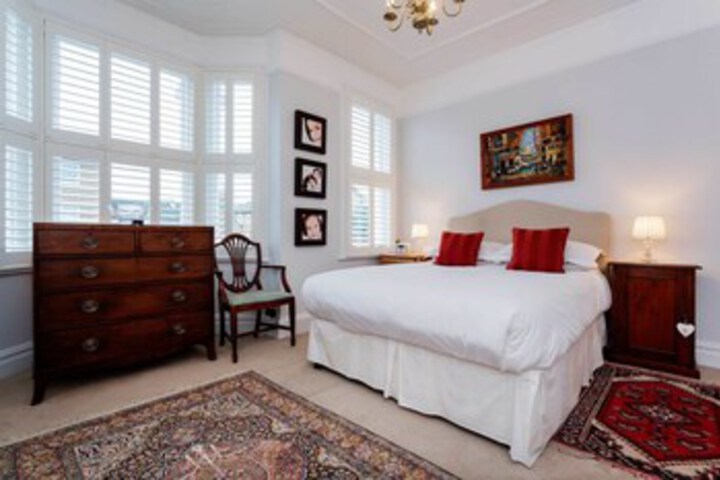 Room 16 of 24