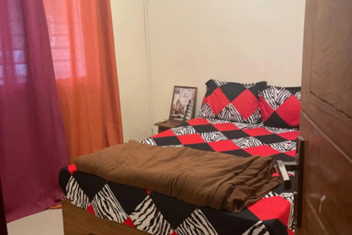 Room 4 of 14