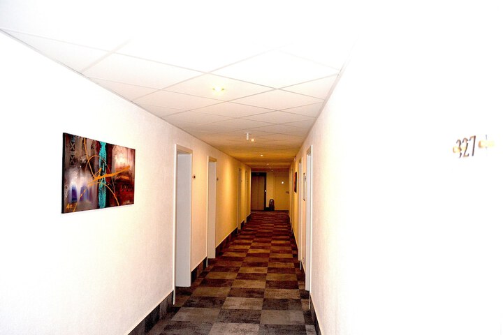Ballroom/Hall 22 of 28