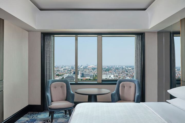 Room 14 of 110