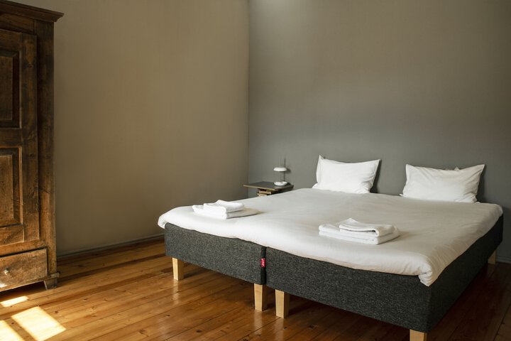 Room 26 of 63
