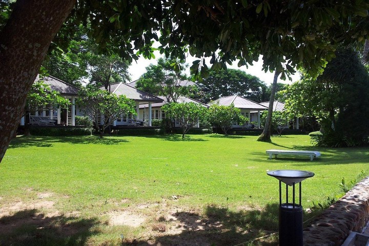 Hotel Exterior 43 of 61