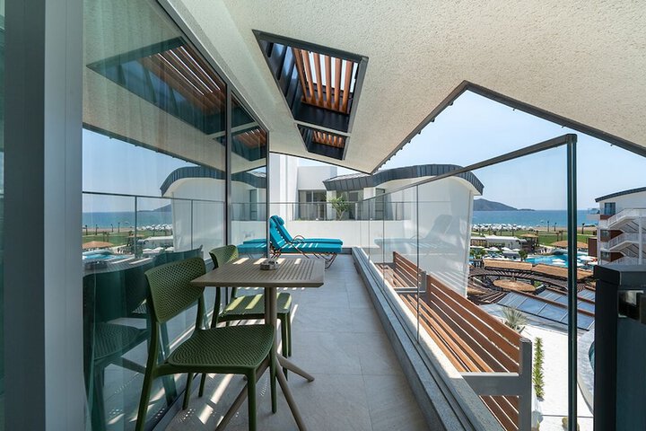 Terrace/Patio 64 of 251