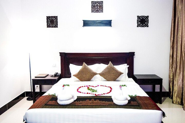 Room 9 of 36