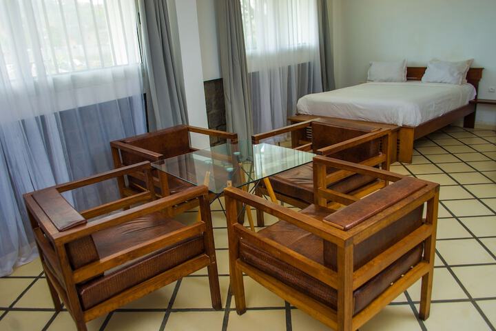 Room 8 of 44