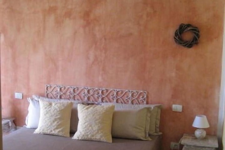 Room 5 of 28