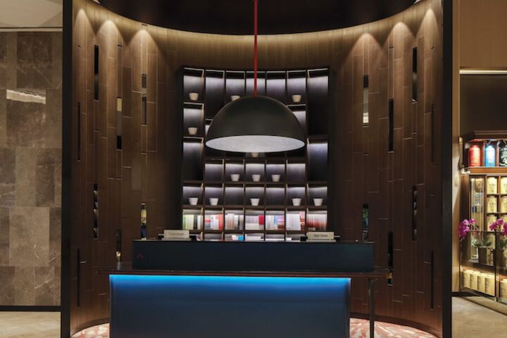 Concierge desk