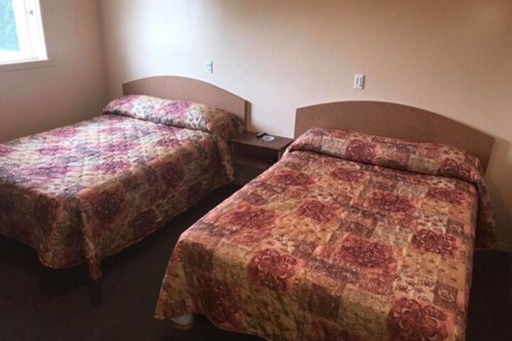 Room 11 of 20