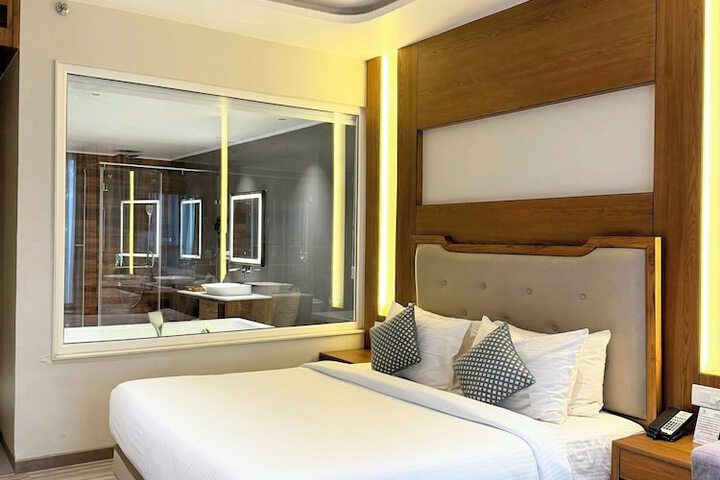 Room 40 of 137