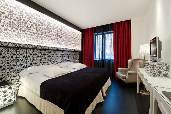 Room 22 of 52