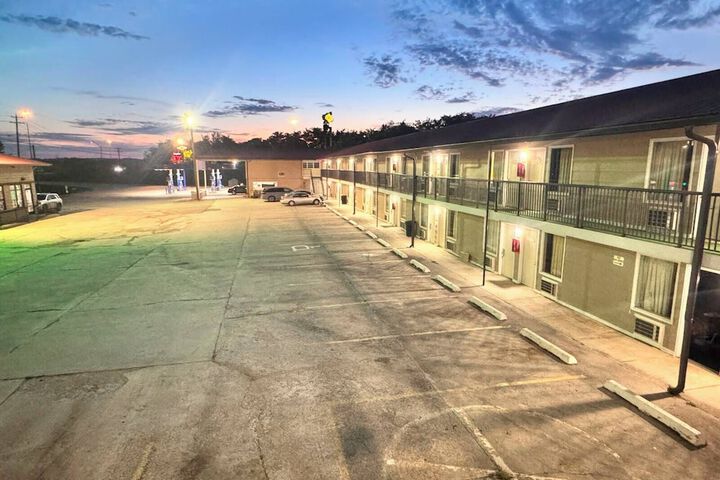 Hotel 90 of 91