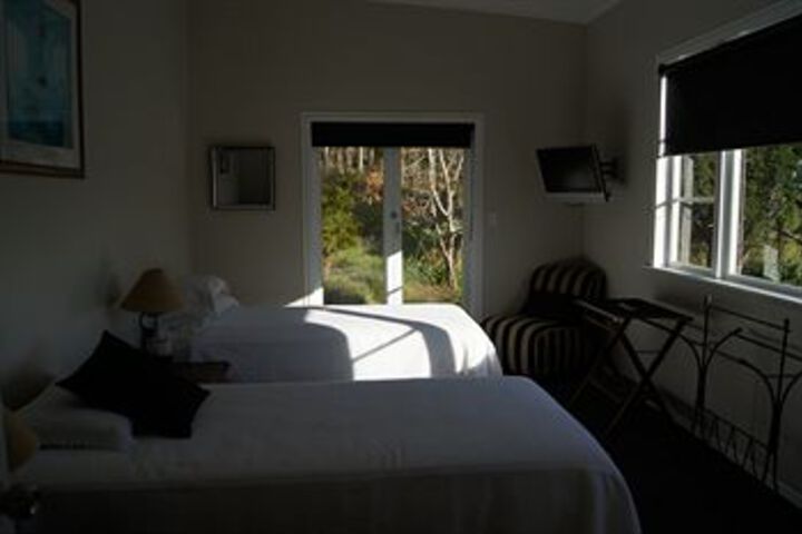 Room 9 of 19