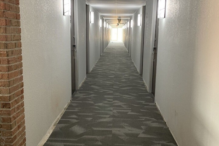 Ballroom/Hall 24 of 30