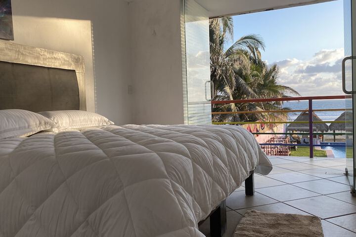 Room 2 of 28