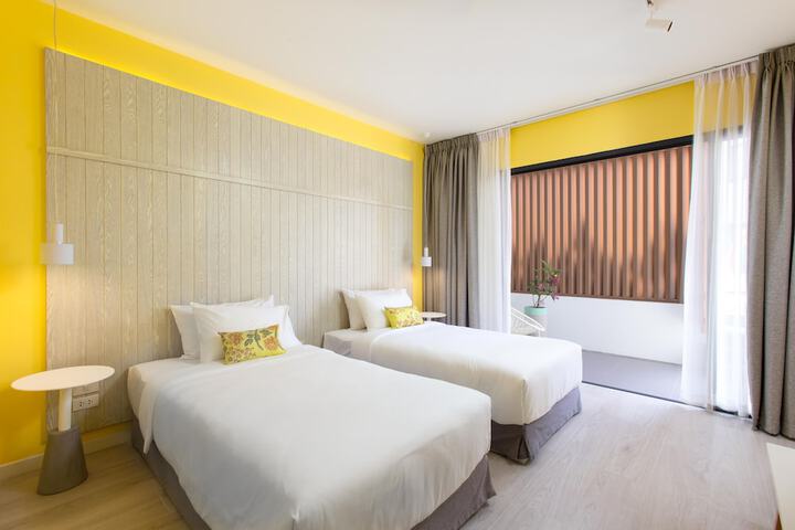 Room 20 of 80