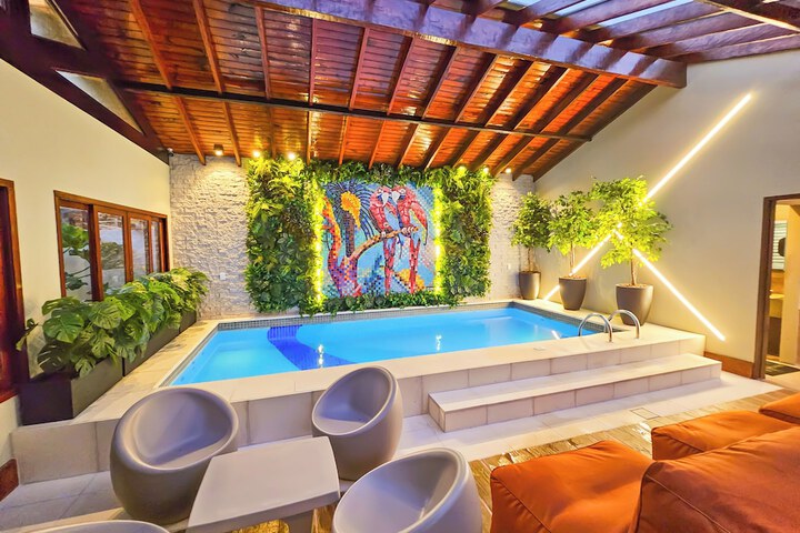 Pool 83 of 149