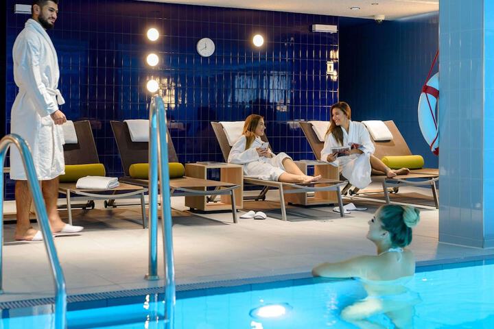 Pools & Facilities