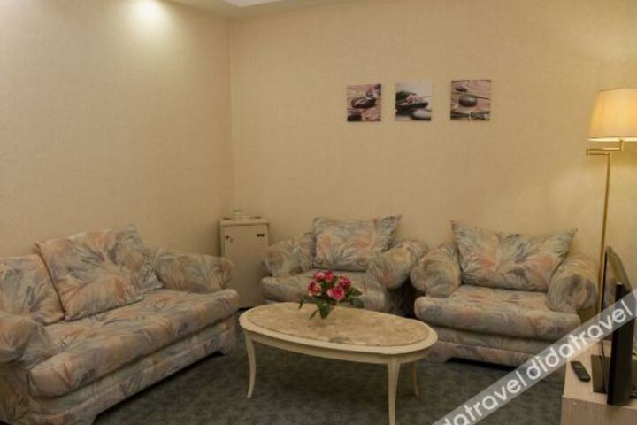 Hotel Interior 4 of 22