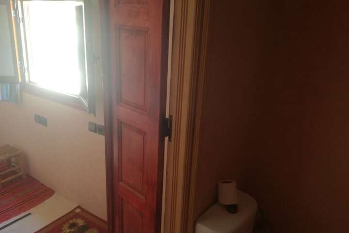 Room 15 of 38