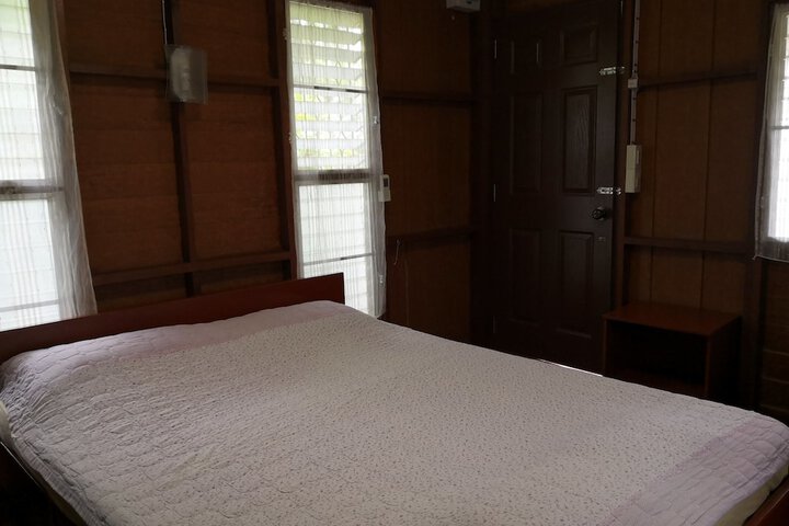 Room 5 of 28
