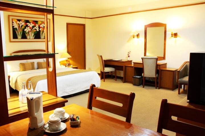 Room 13 of 56