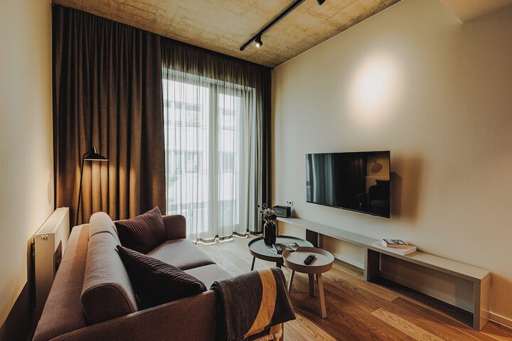 Room 28 of 47
