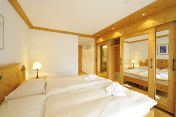 Room 25 of 73
