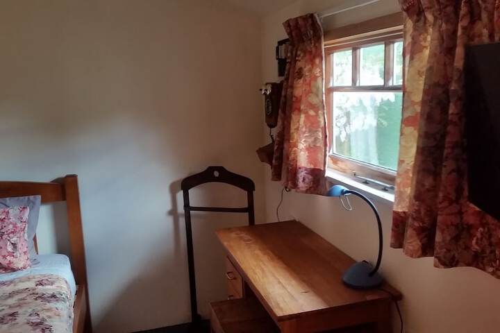 Room 7 of 61