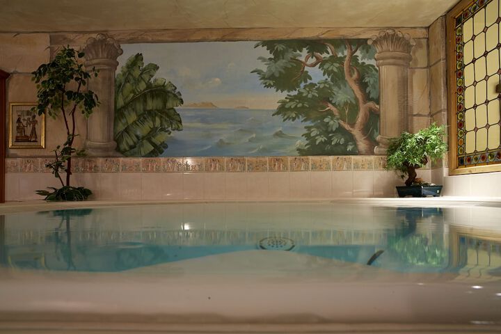 Spa 33 of 47