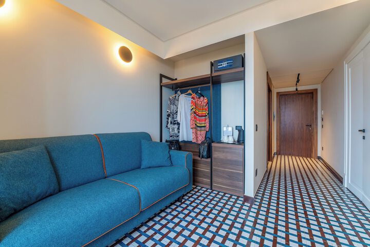 Room 66 of 155