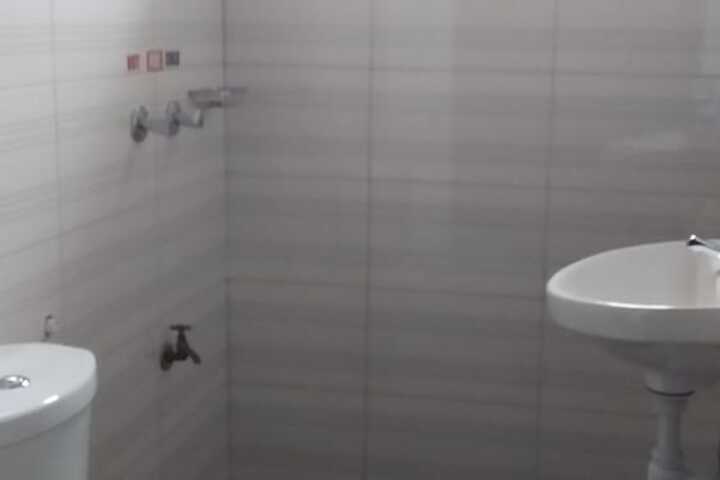 Room 20 of 42