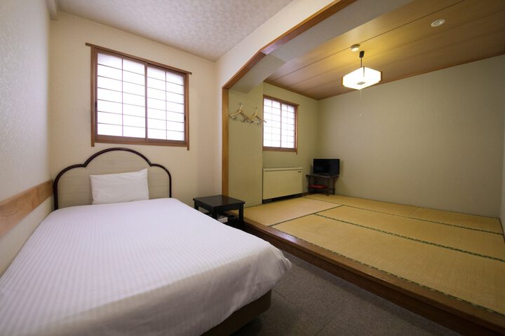 Room 5 of 45