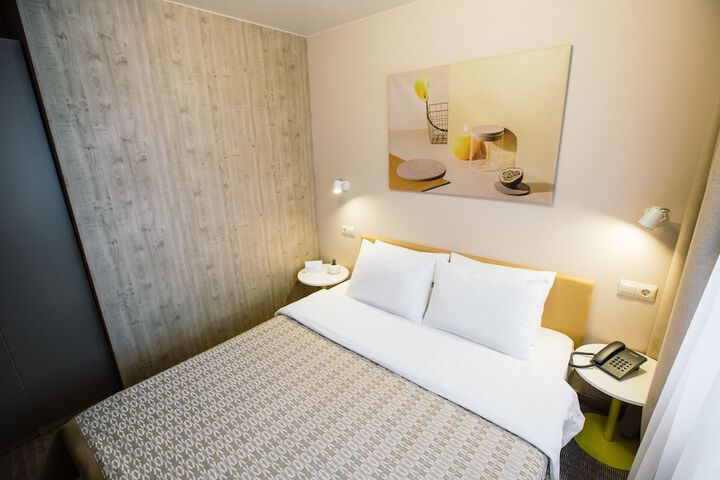 Room 18 of 52